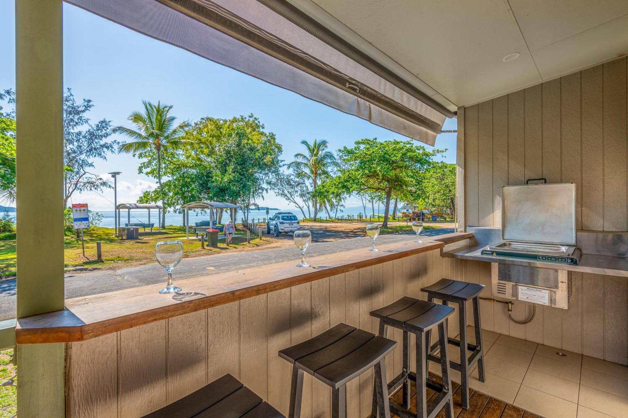 Big4 Tasman Holiday Parks - South Mission Beach エクステリア 写真