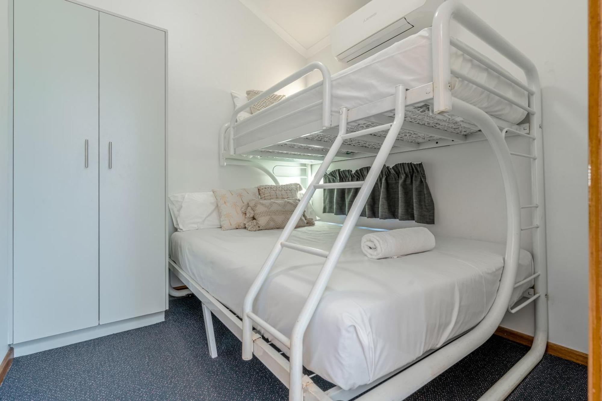 Big4 Tasman Holiday Parks - South Mission Beach エクステリア 写真